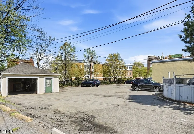 104 Maple Ave #2 — Photo 21