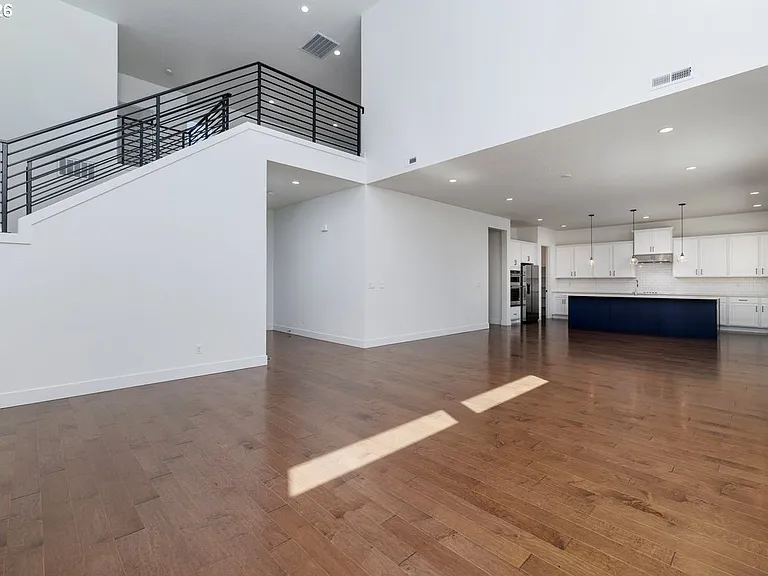 2751 Dahlia Dr — Photo 14
