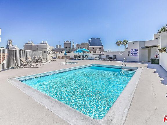 4th image of 620 S Gramercy Pl APT 219