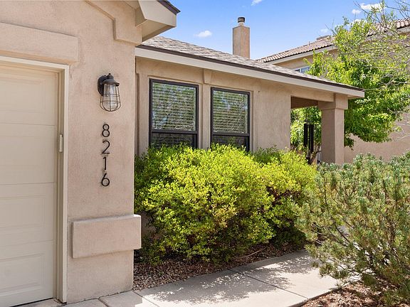 4th image of 8216 La Milpita St NE