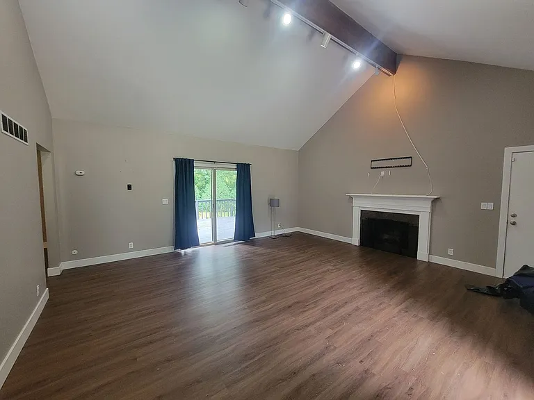 6229 N Post Oak Rd — Photo 4