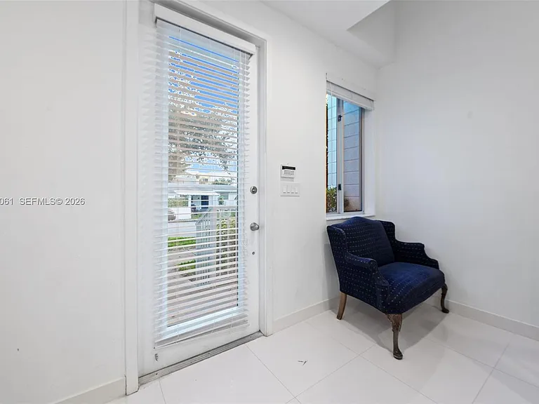 2641 NE 212th Ter #209 — Photo 5