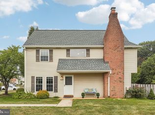 2215 Mulberry Ct, Lansdale, PA 19446