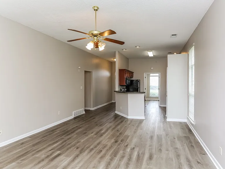 1142 Red Fern Cir W — Photo 6