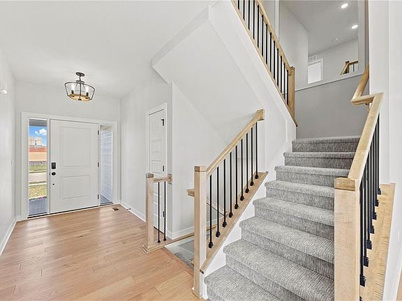3rd image of 18703 W 193rd St