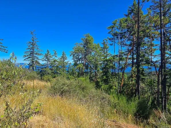 5040 Broad Ridge Pl, Lantzville, BC V0R 2H0