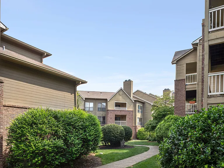 Walking Paths at Prospect Park Apartment Homes