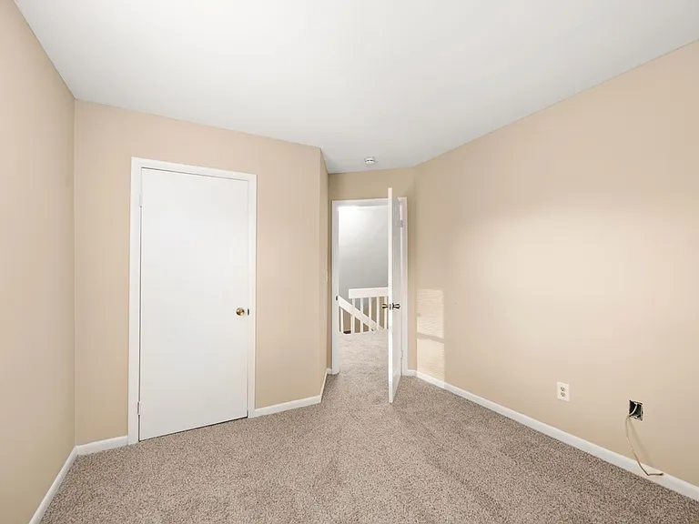 163 Spruance Rd — Photo 21
