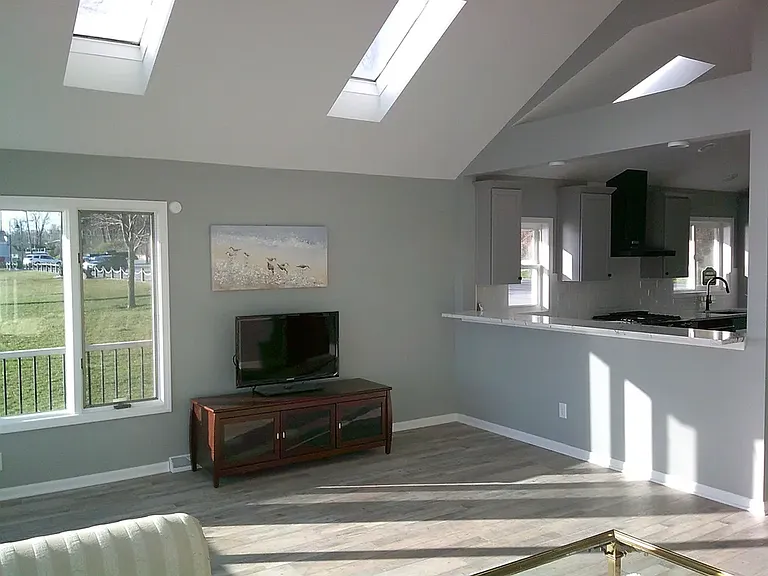 7405 Lake Shore Dr — Photo 8