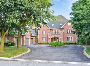 33 Oatlands Cres, Richmond Hill, ON L4C9P1