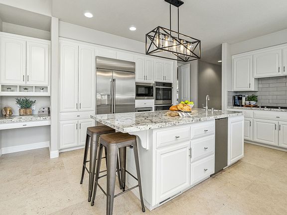3rd image of 4624 Echo Springs Cir