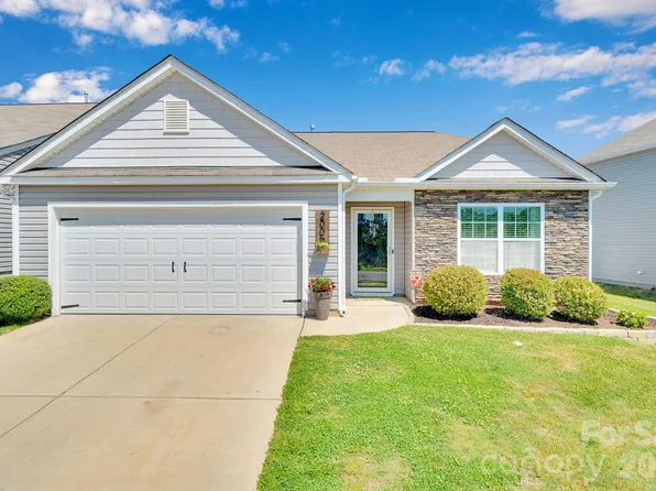 2006 Greenbrook Trl, Dallas, NC 28034