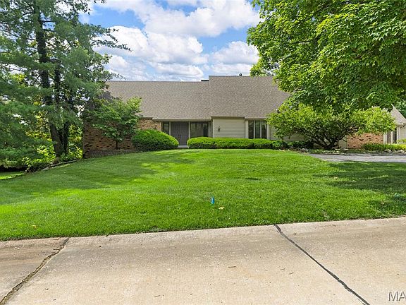 5th image of 10944 Chalet Ct