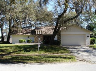 2310 Woodbend Cir, New Port Richey, FL 34655