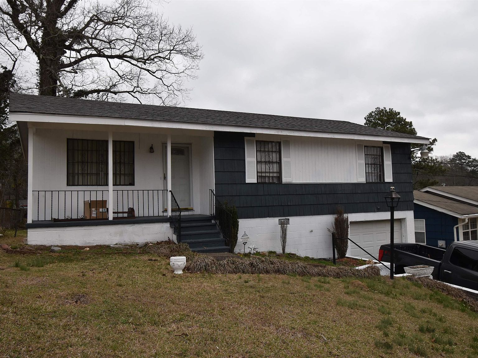 1449 Freda Dr, Midfield, AL 35228 Zillow