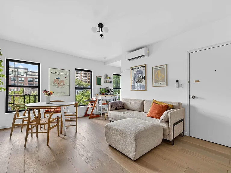 187 Washington Ave #3 — Photo 1