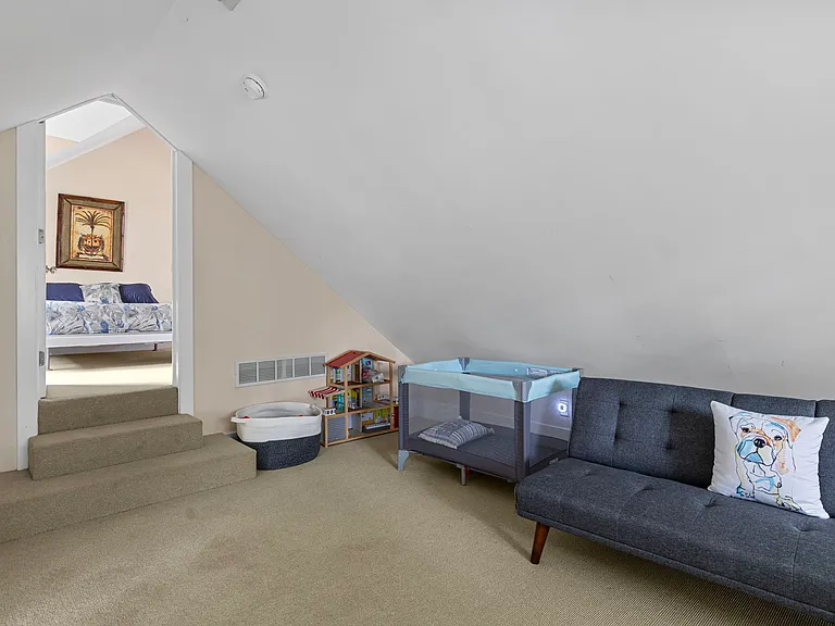 13217 Three Oaks Rd — Photo 33