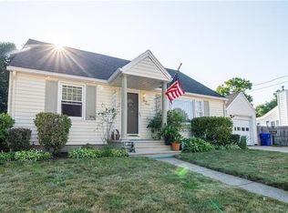 37 Lyman St, Riverside, RI 02915