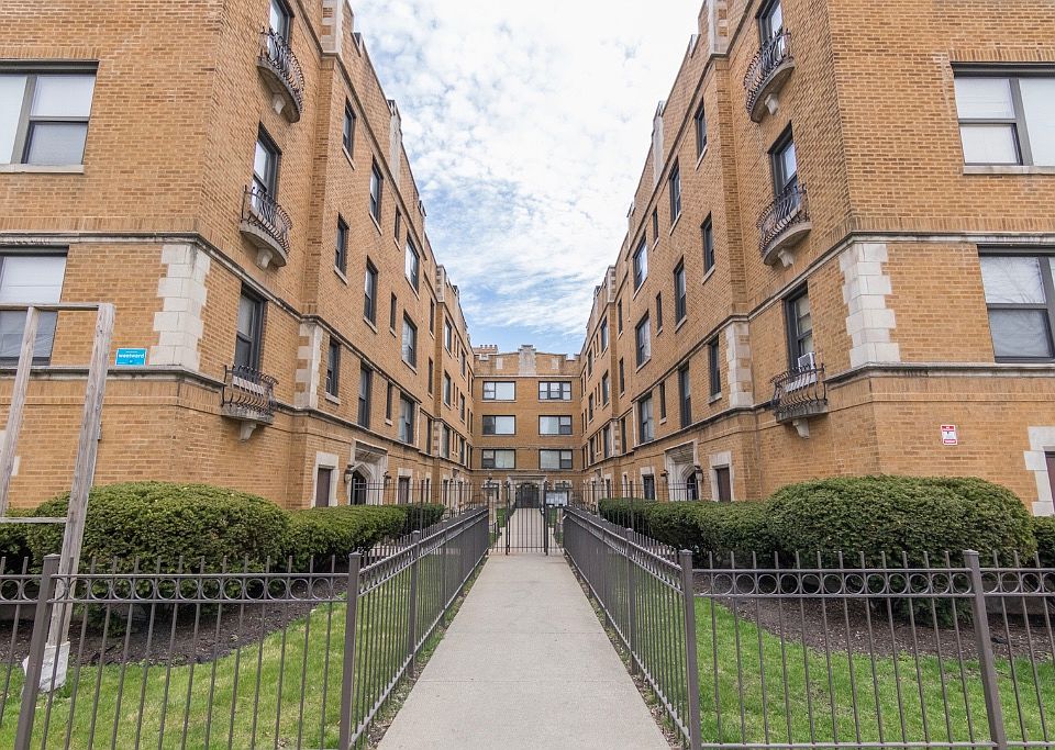 1st image of 7333 S Coles Ave APT 3W