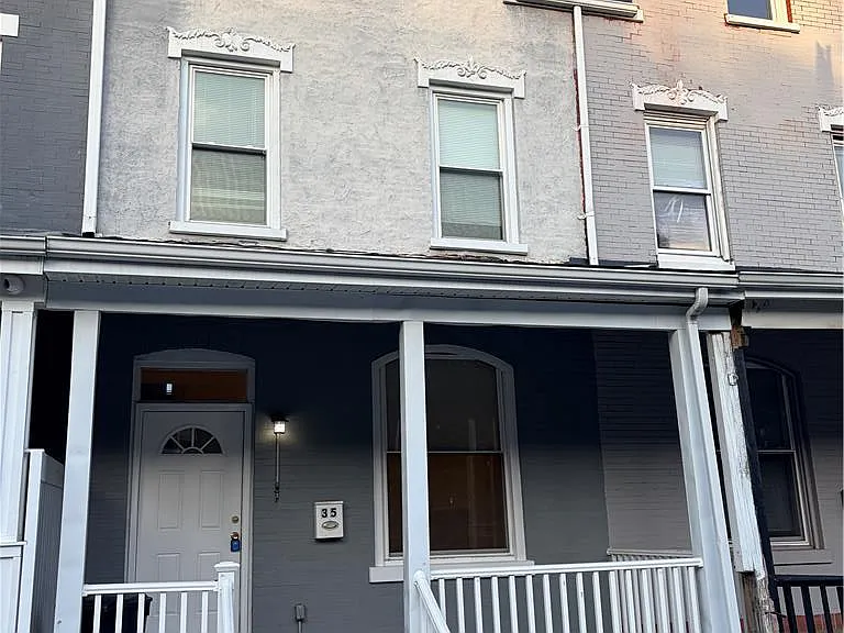 35 N 9th St — Photo 1