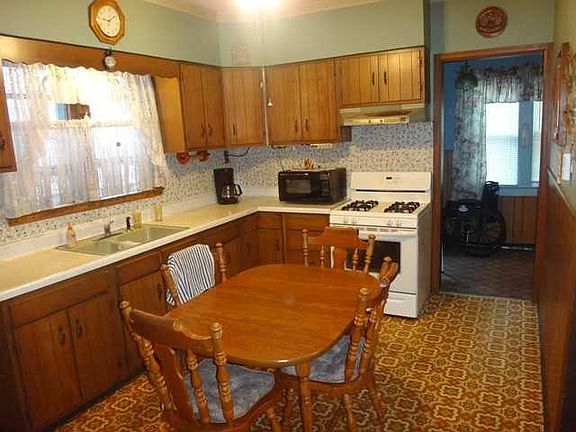 2nd image of 37 Kenefick Ave