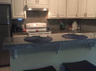 2129 Bayberry St, Virginia Beach, VA 23451