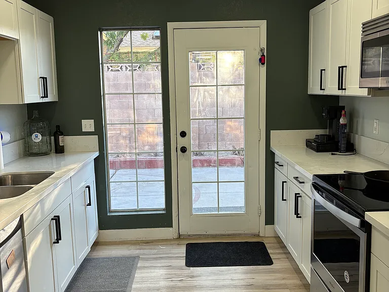 601 Jonathan Glen Way — Photo 5