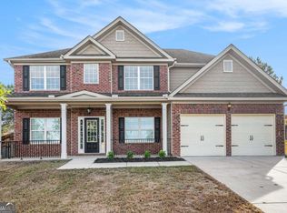 2204 Evening Mist Ln, Conyers, GA 30012