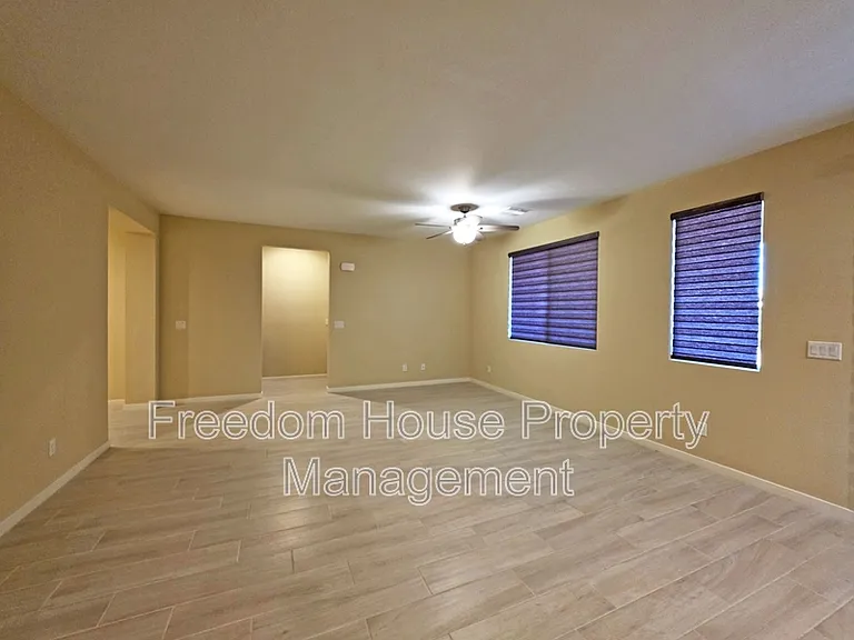 4882 E Beacon Ridge Dr — Photo 27