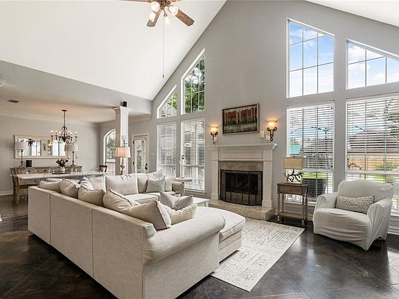 2nd image of 920 Bald Cypress Dr