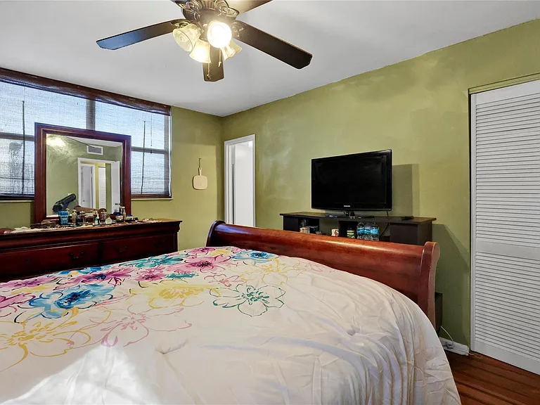 2800 Somerset Dr #418J — Photo 12