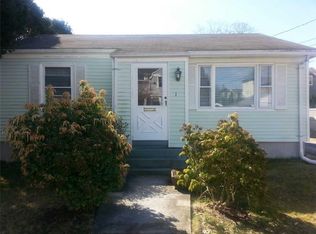 1 Katzman Pl, Newport, RI 02840