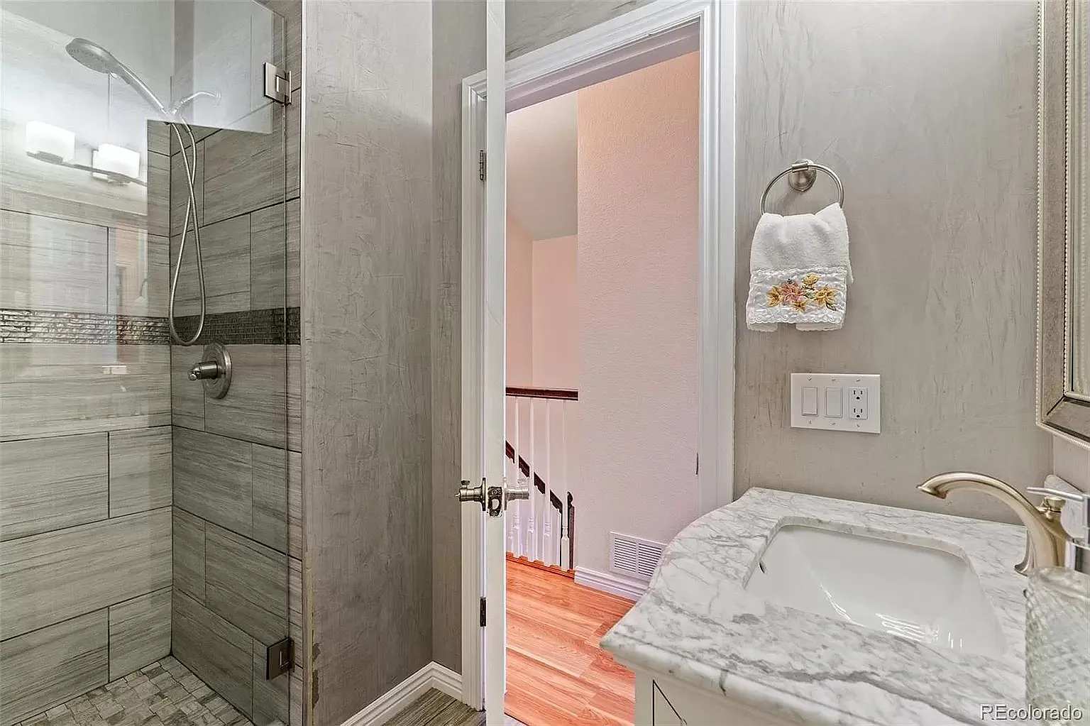 2 bed, 1088 sqft, $2,400 — Photo 3
