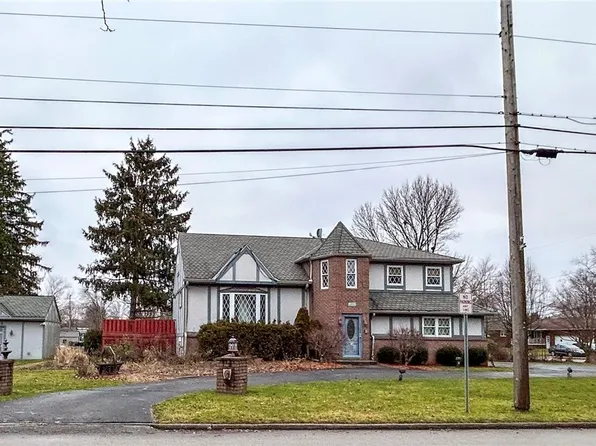 591 Edward Ln, Campbell, OH 44405