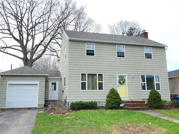 361 Barry Rd, Rochester, NY 14617