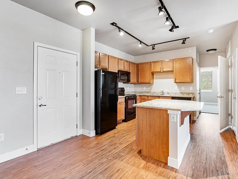 The Lofts at St. Michael's — Photo 8