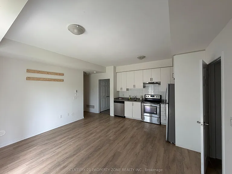 1 Beckenrose Ct #5 — Photo 1