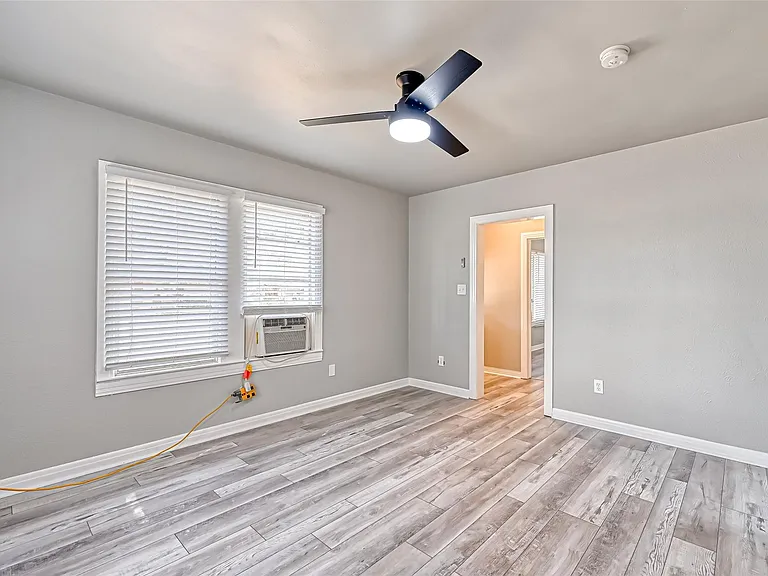 9314 Church St — Photo 13