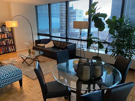 Rented by Solow Realty | media 12