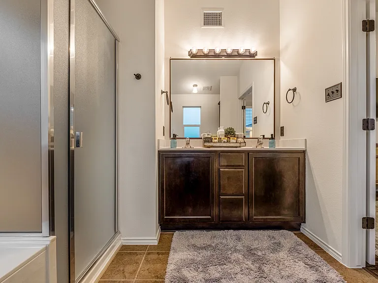 264 Coal Dr — Photo 8