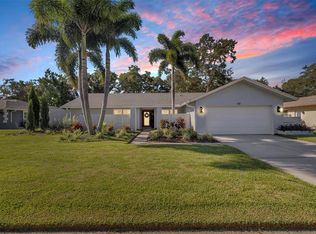 40 Linden Ln, Palm Harbor, FL 34683