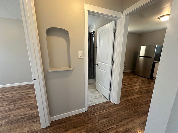5th image of 525 SW Fellows St