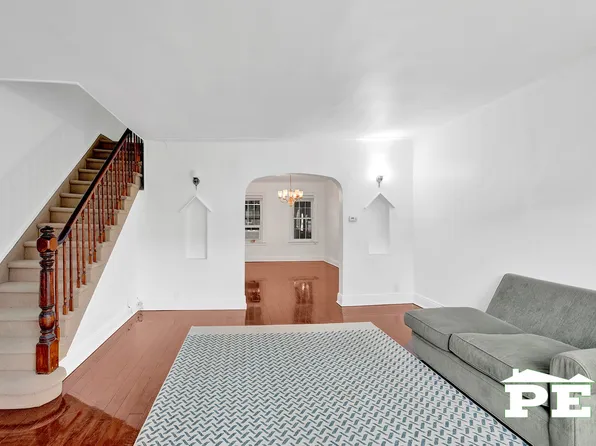 1836 Haring Street image 1 of 29