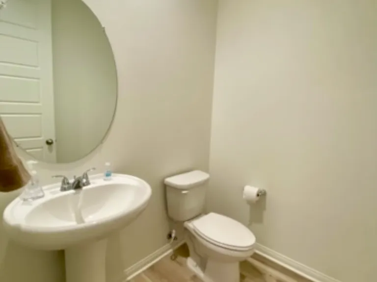 39549 Clare St — Photo 15
