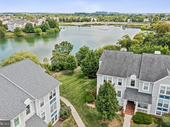 20594 Cornstalk Ter Unit 201, Ashburn, VA 20147