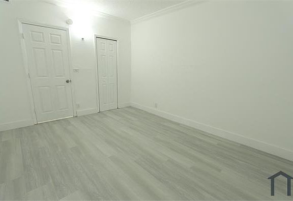 5th image of 4550 NW 9th St APT 117E