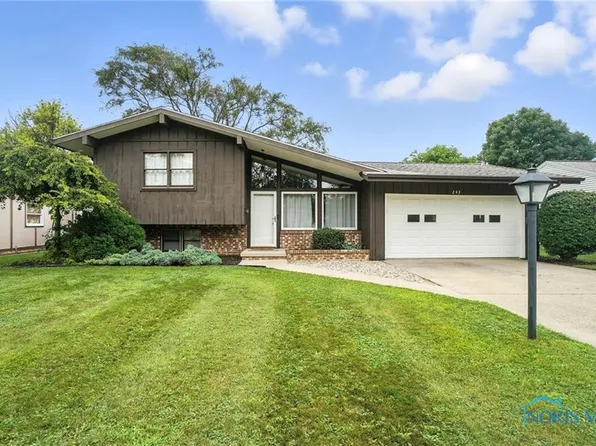 243 Darlene Dr, Wauseon, OH 43567