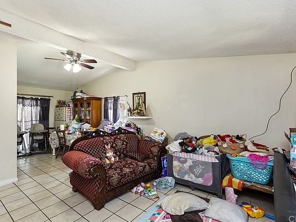 4th image of 532 Raminda Ave