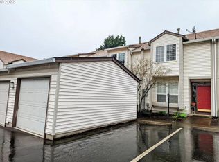 9415 SW Sutton Pl, Portland, OR 97223