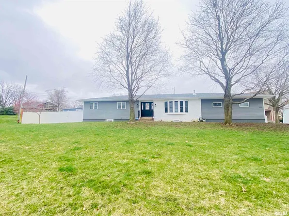 3515 Moencks Rd, Bettendorf, IA 52722